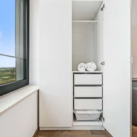 Stylish And Luxurious Apt With Pool & Gym Luxemburgo Exterior foto